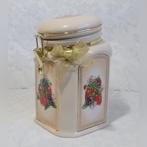 Vintage Knott's Berry Farm Ceramic Canister Cookie Jar Tilted Lid Gold Trim